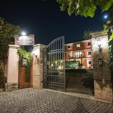 The Belgrade Hills Rooms And Suites Extérieur photo