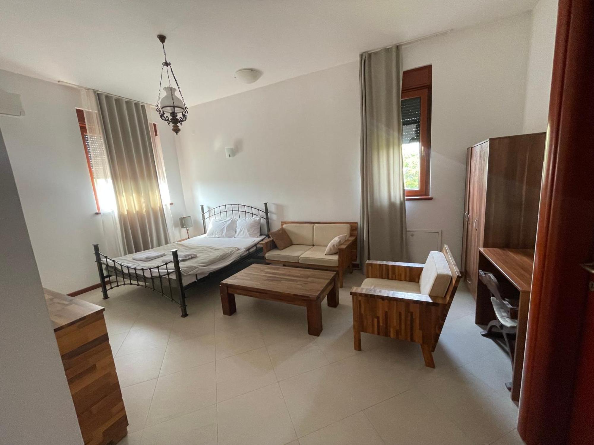 The Belgrade Hills Rooms And Suites Extérieur photo