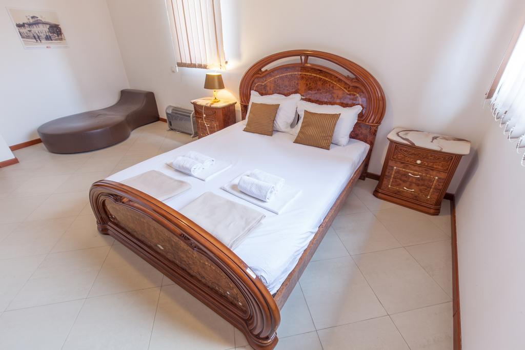 The Belgrade Hills Rooms And Suites Extérieur photo